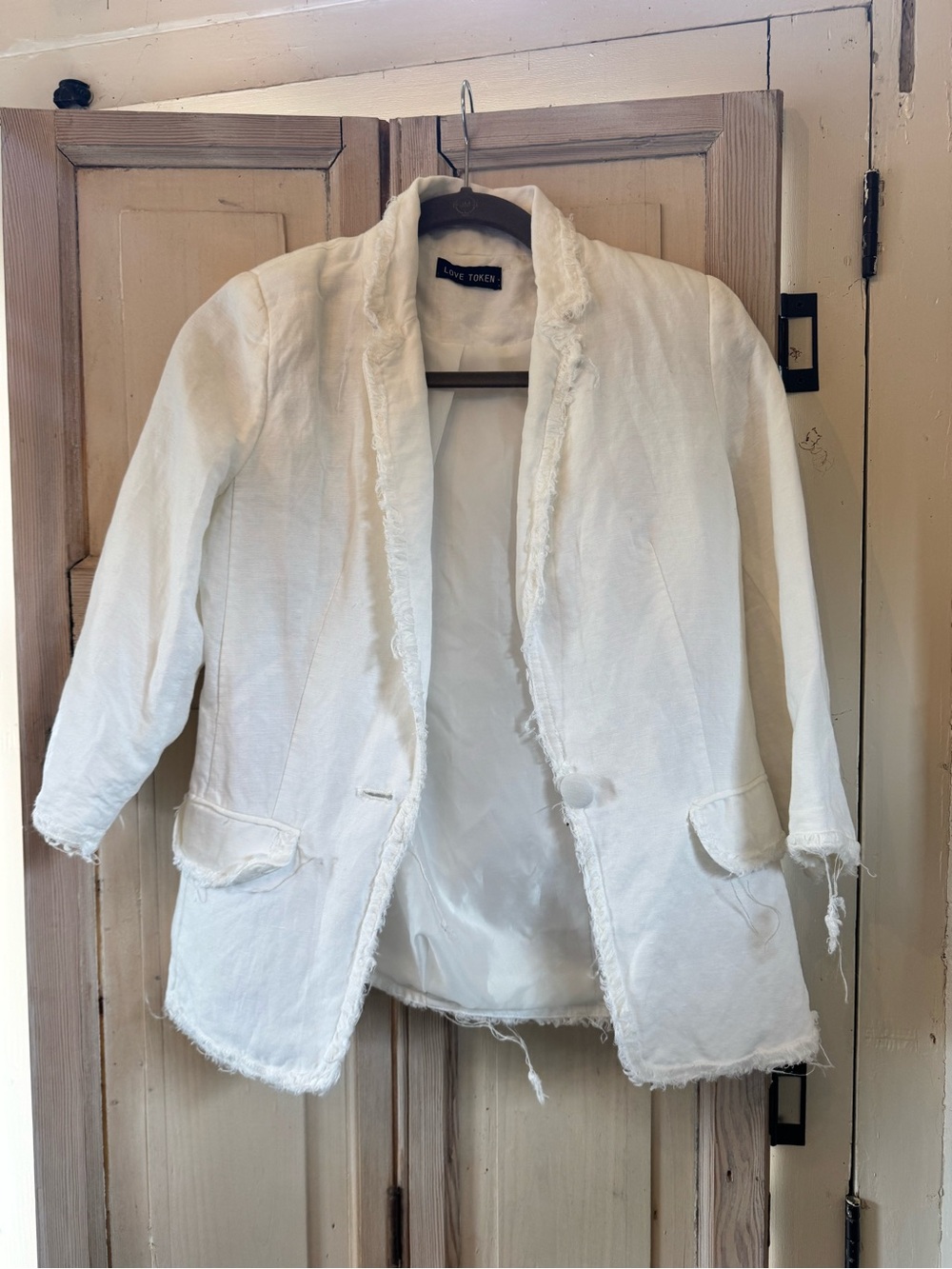 Love Token White Frayed-Edge Blazer Jacket